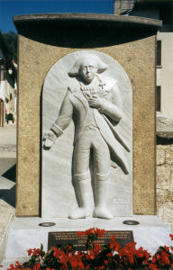 Stèle de Cadet Roussel à Orgelet (bas relief réalisée par Elias Rodrigues)